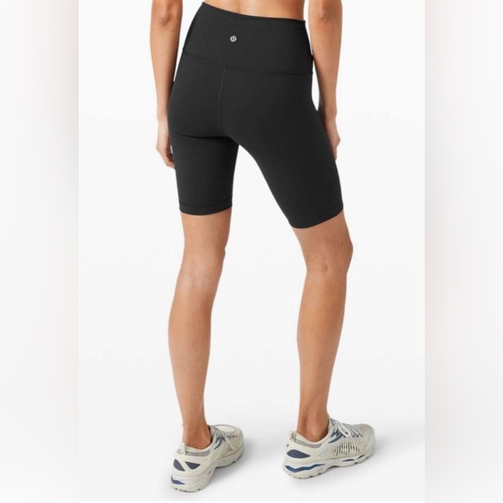 Lululemon Wunder Train High Rise Shorts in black